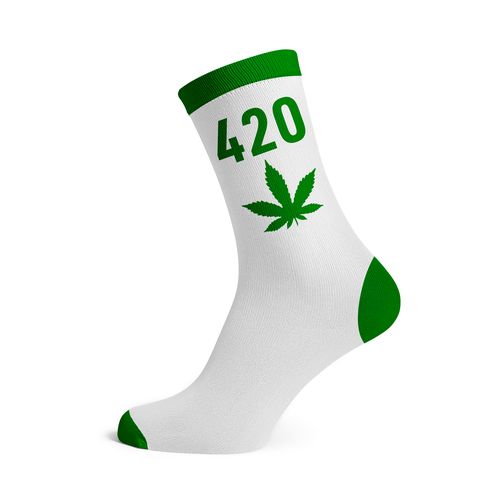Multi-I S-84-M: Quality Socks for Retailers